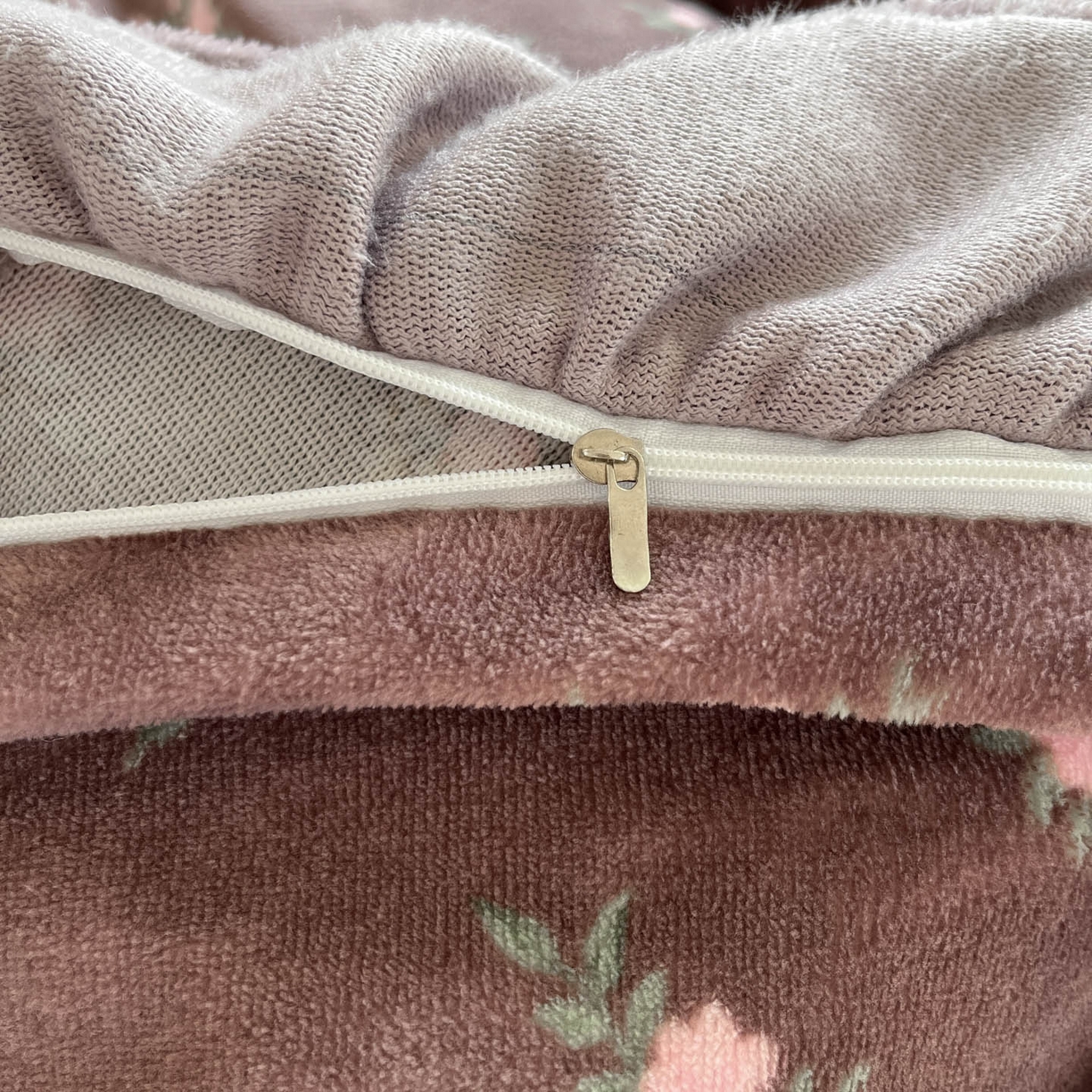 91家纺网 家纺一手货源 找家纺 牵依 2025新款韩版牛奶绒夹棉床盖四件套 紫香草