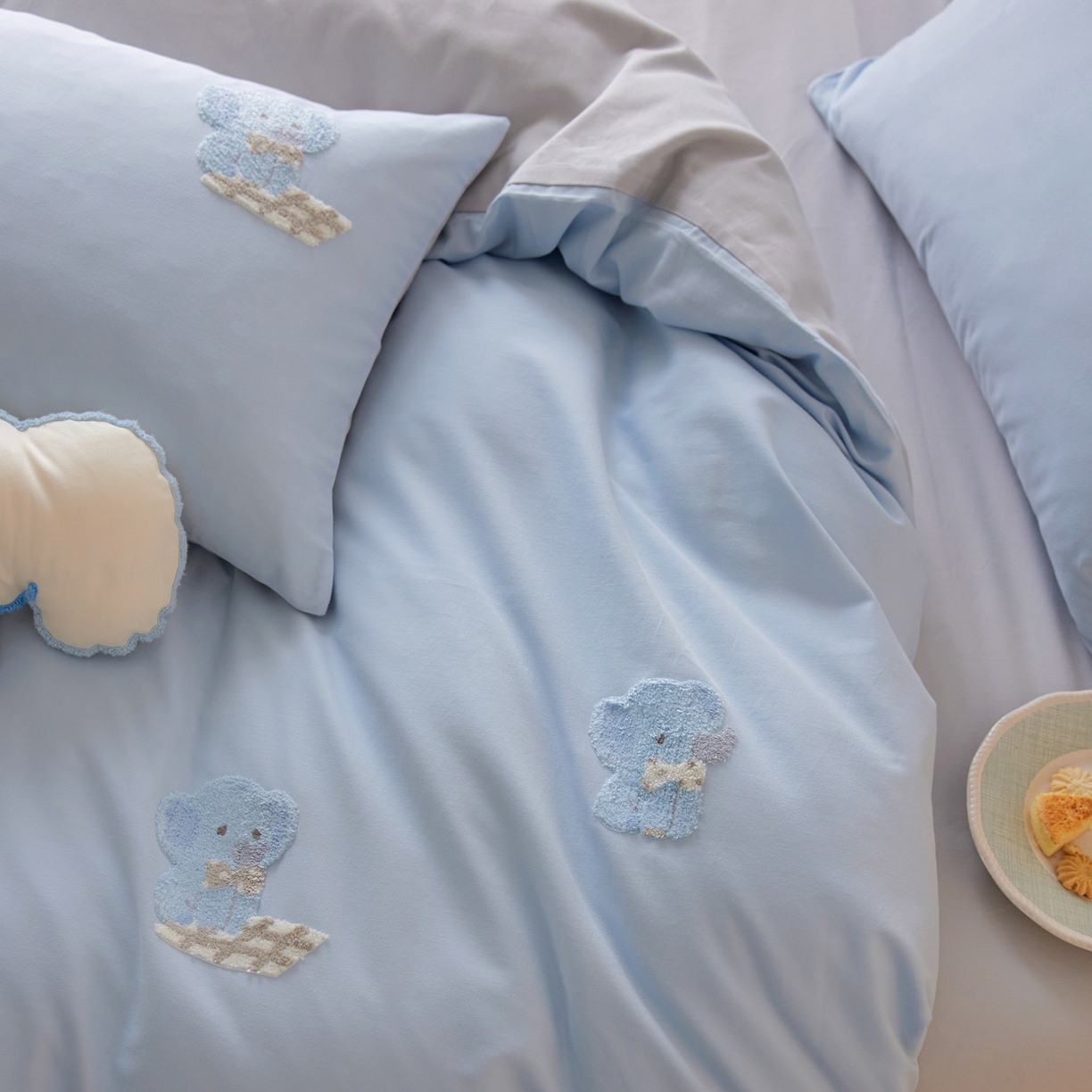 91家纺网 家纺一手货源 找家纺 （总）简纯主义 2025新款全棉磨毛毛巾绣绣花四件套-小象噜比