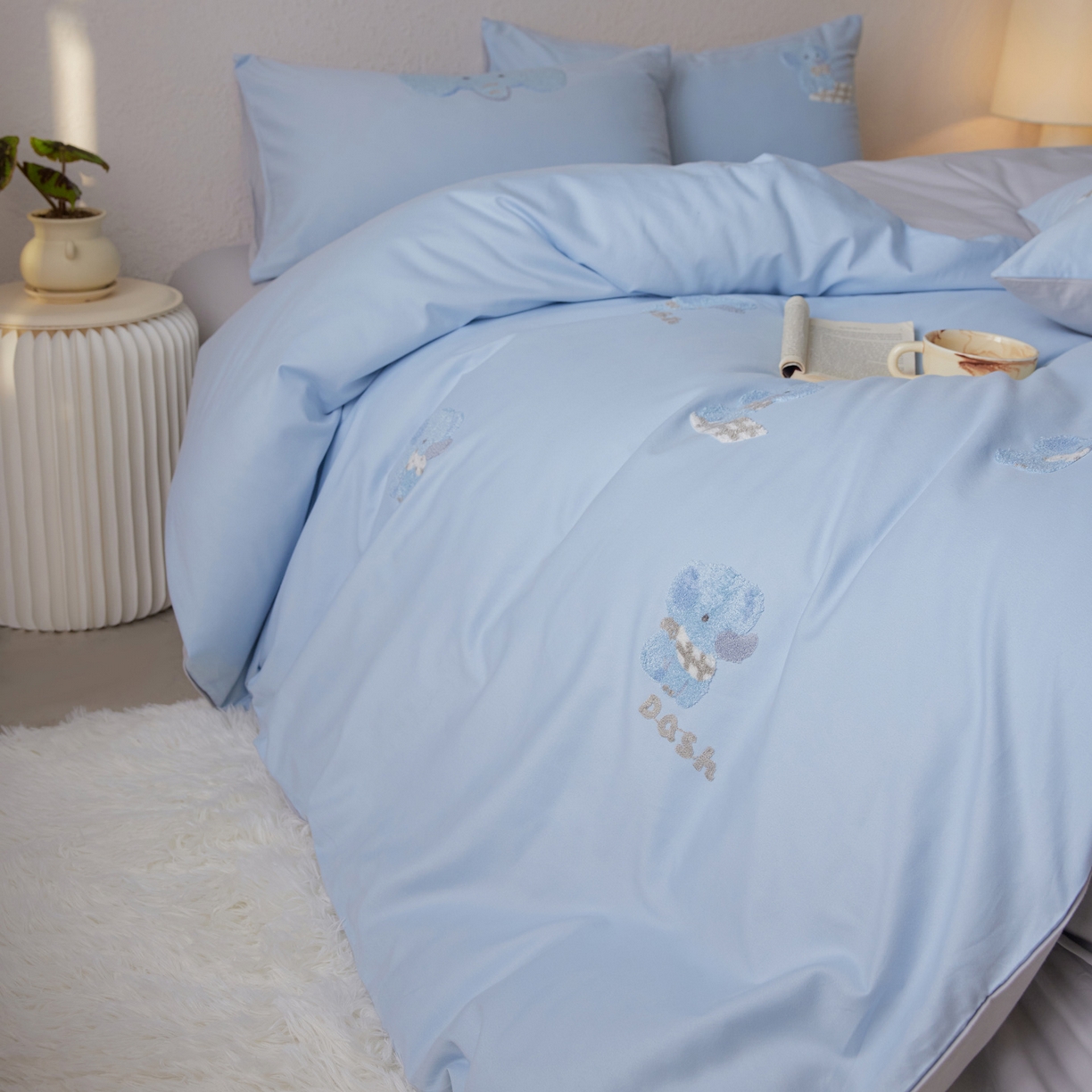 91家纺网 家纺一手货源 找家纺 （总）简纯主义 2025新款全棉磨毛毛巾绣绣花四件套-小象噜比