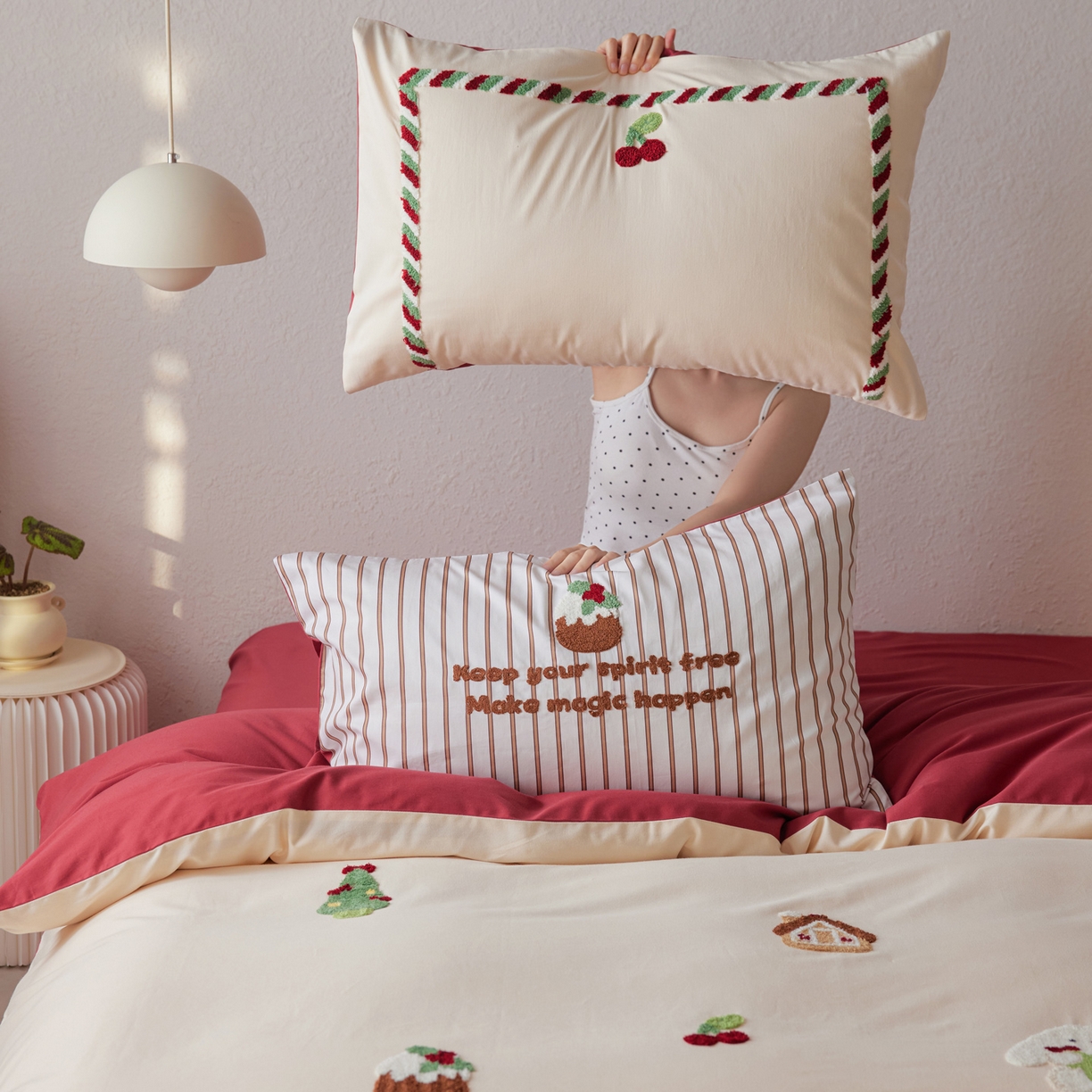 91家纺网 家纺一手货源 找家纺 简纯主义 2025新款全棉磨毛毛巾绣绣花四件套-圣诞兔 圣诞兔-红