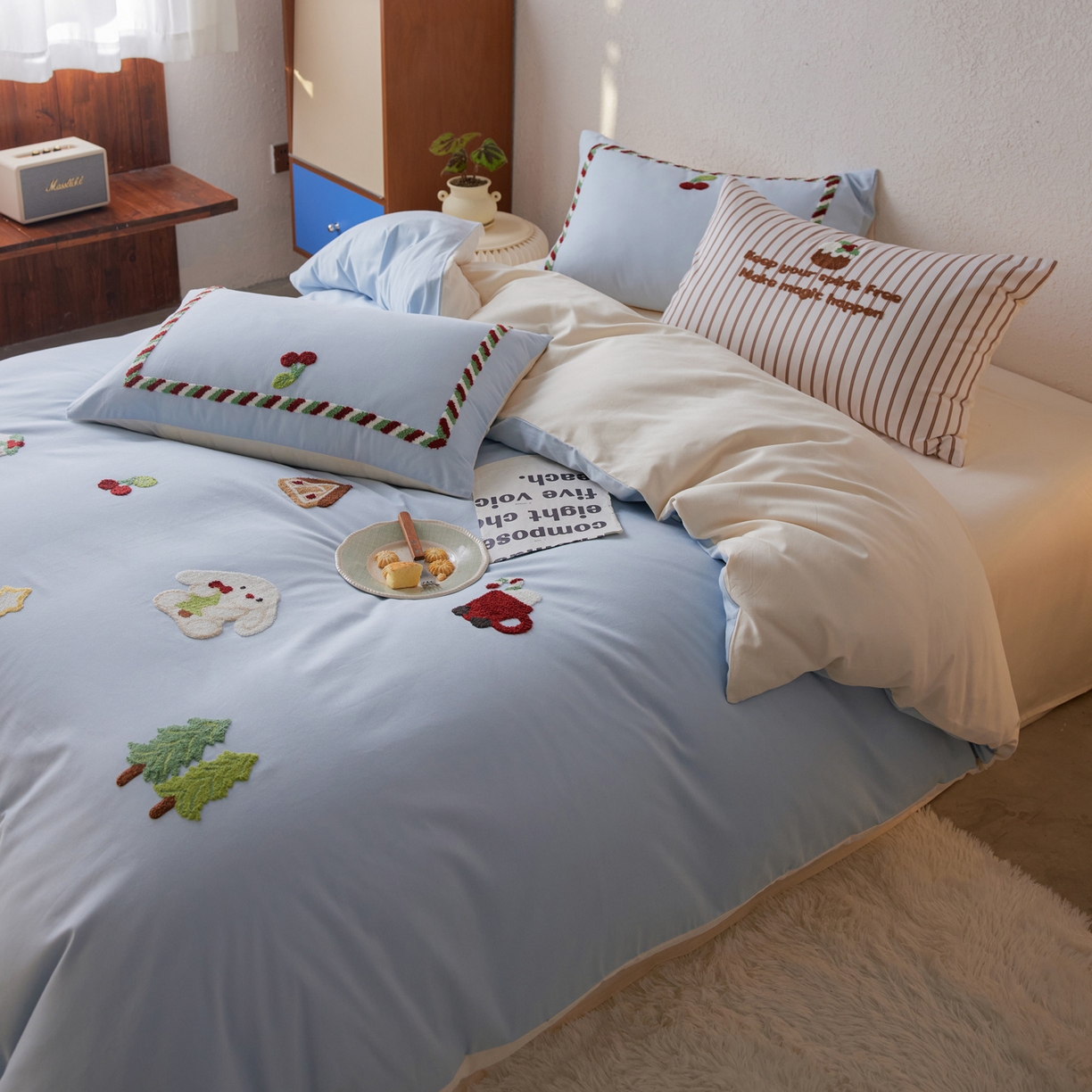 91家纺网 家纺一手货源 找家纺 简纯主义 2025新款全棉磨毛毛巾绣绣花四件套-圣诞兔 圣诞兔-蓝