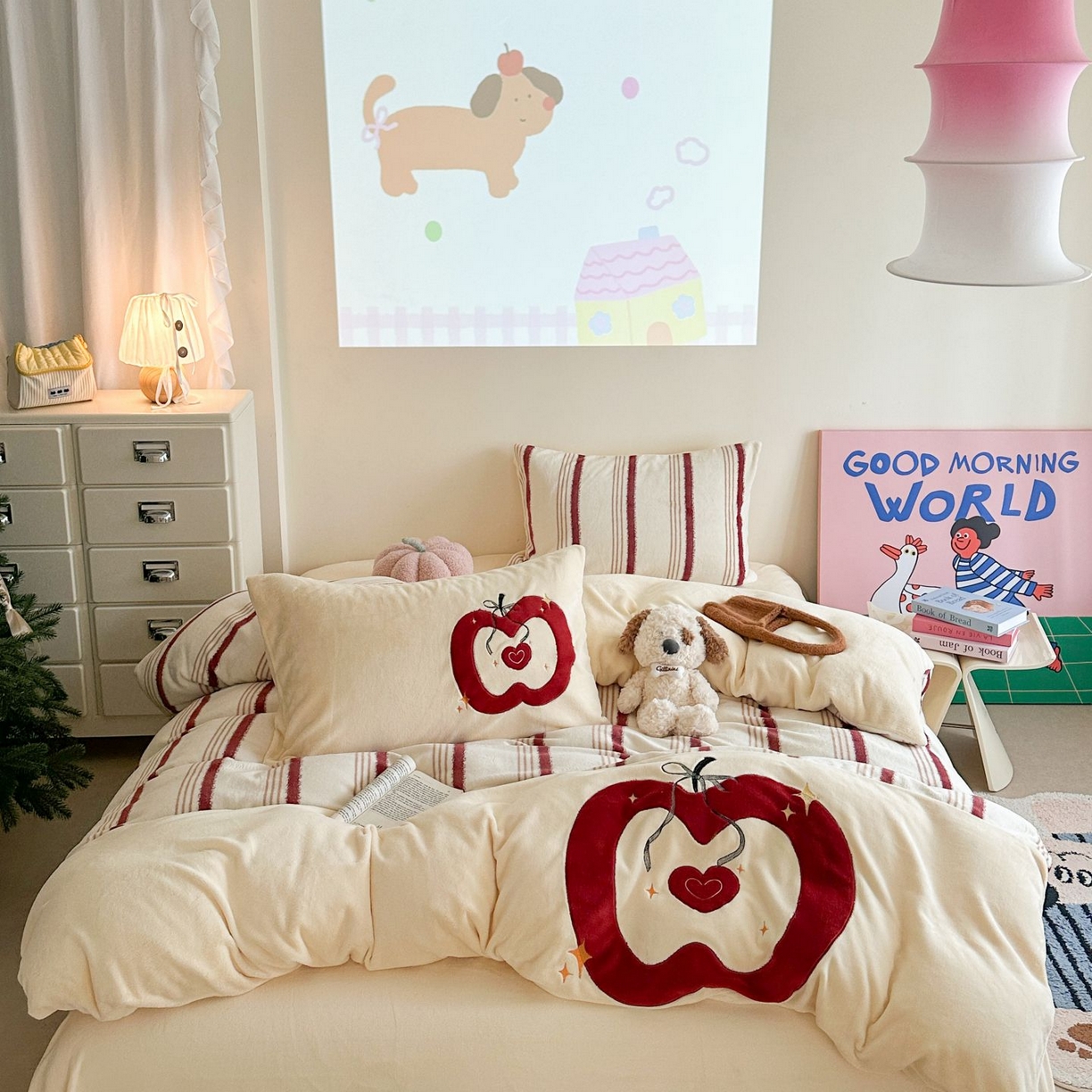 91家纺网 家纺一手货源 找家纺 （总）觅糖家纺 2025新款牛奶绒卡通贴布绣系列四件套