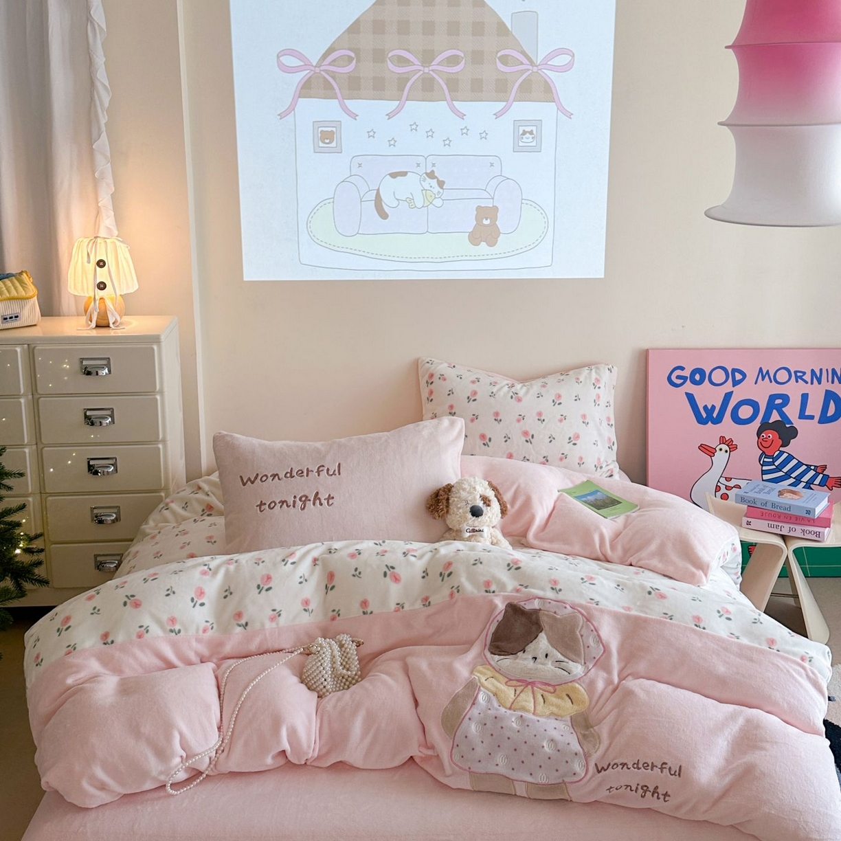 91家纺网 家纺一手货源 找家纺 （总）觅糖家纺 2025新款牛奶绒卡通贴布绣系列四件套