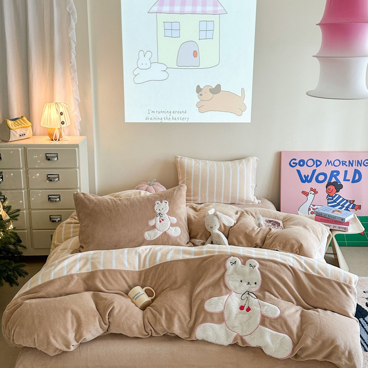 觅糖家纺 2025新款牛奶绒卡通贴布绣系列四件套 兔小姐