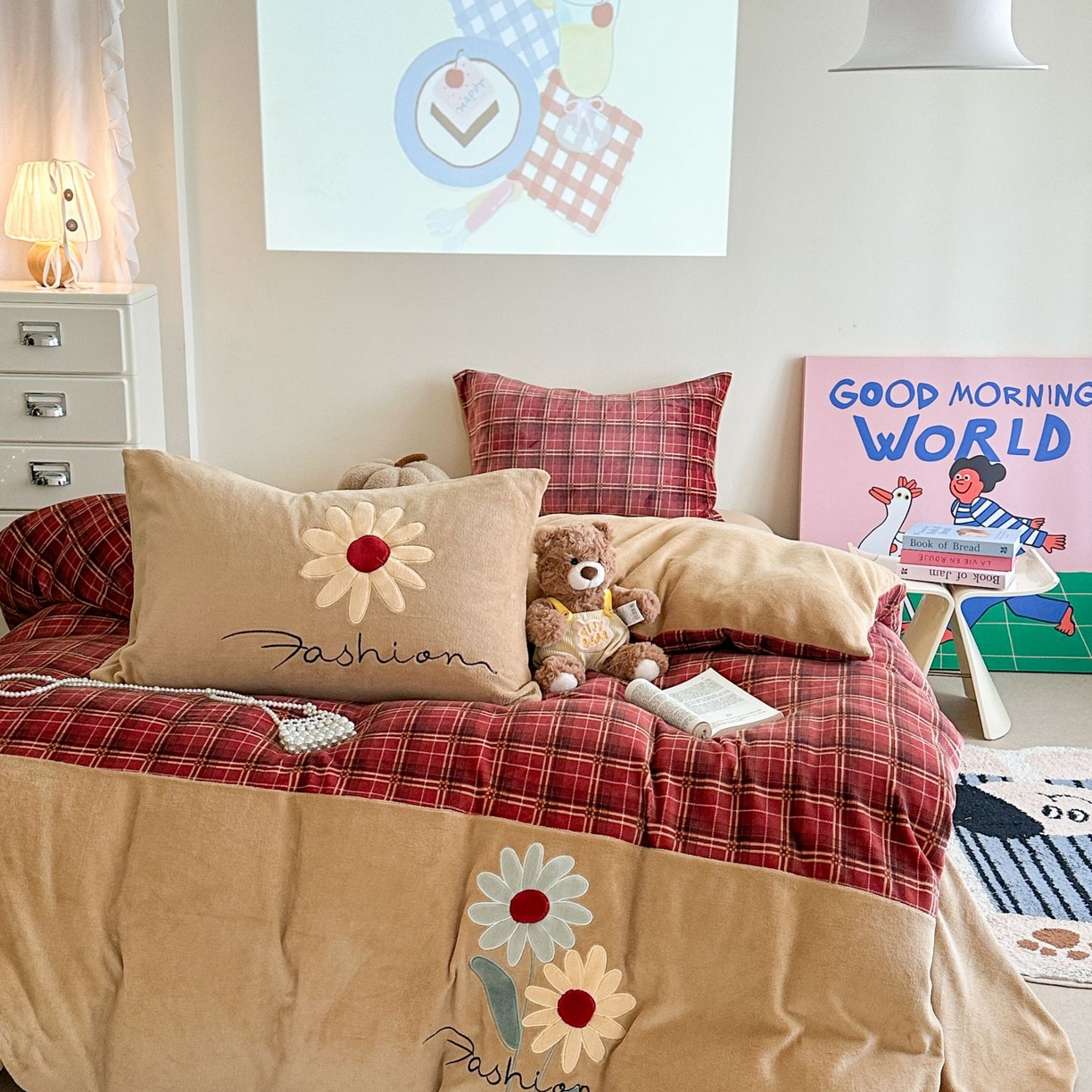 91家纺网 家纺一手货源 找家纺 觅糖家纺 2025新款牛奶绒卡通贴布绣系列四件套 雏菊之恋