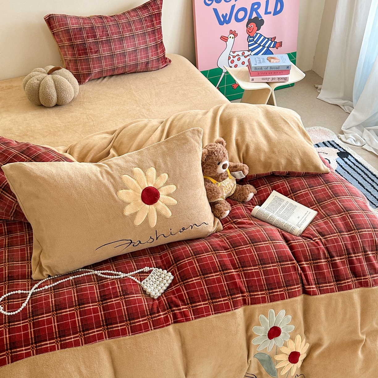 91家纺网 家纺一手货源 找家纺 觅糖家纺 2025新款牛奶绒卡通贴布绣系列四件套 雏菊之恋