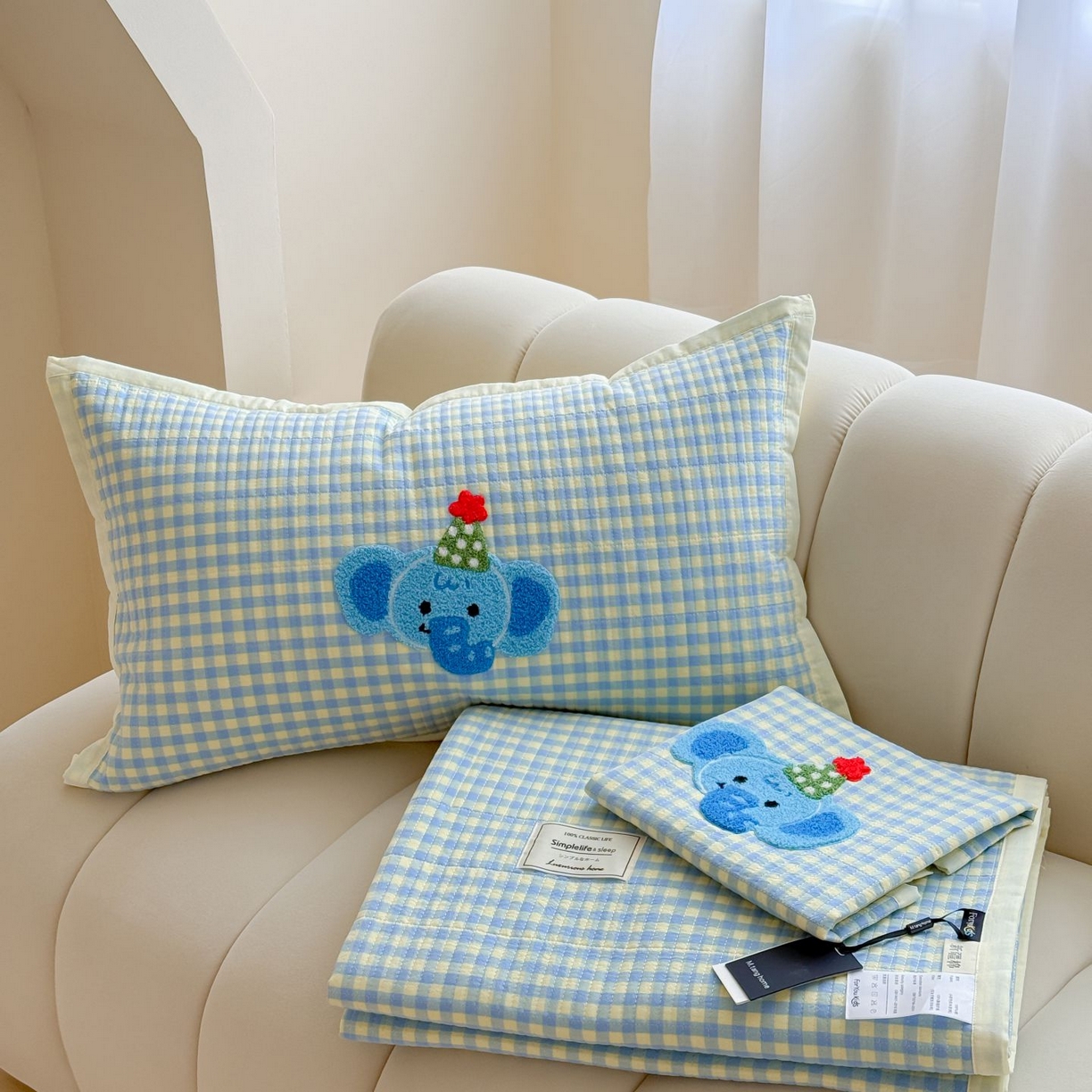 91家纺网 家纺一手货源 找家纺 觅糖家纺 2025新款色织水洗棉毛巾绣床盖四件套 可爱小熊