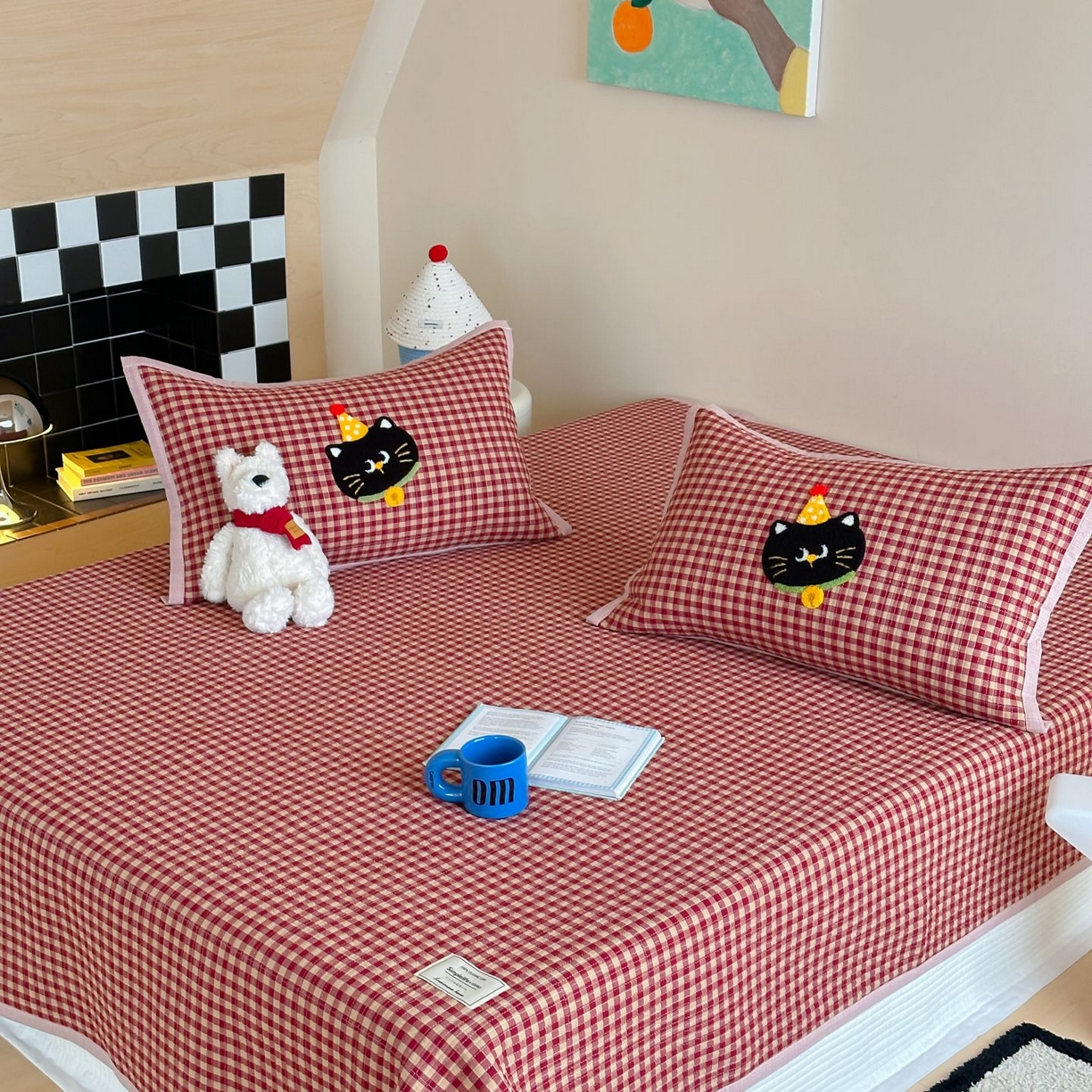 觅糖家纺 2025新款色织水洗棉毛巾绣床盖四件套 红格子猫