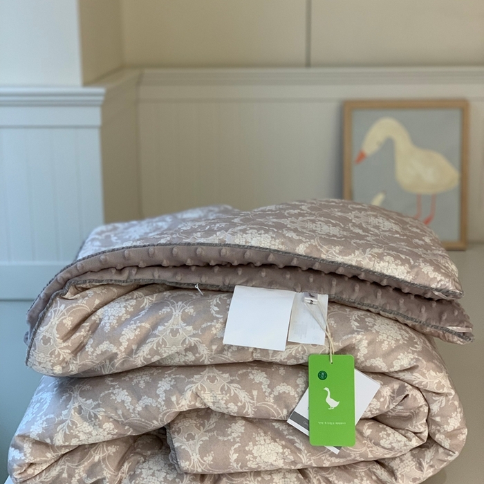 91家纺网 家纺一手货源 找家纺 汇庭 2025秋冬新款·幸运双豆春秋被系列 罗曼紫