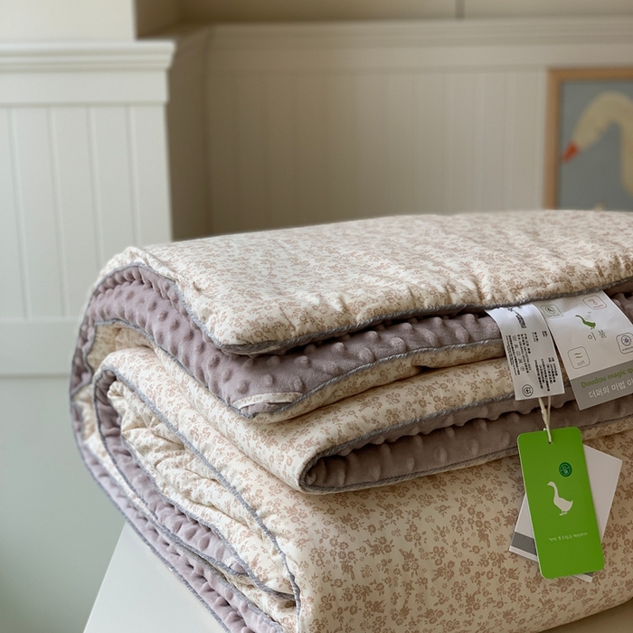 91家纺网 家纺一手货源 找家纺 汇庭 2025秋冬新款·幸运双豆春秋被系列 木槿粉