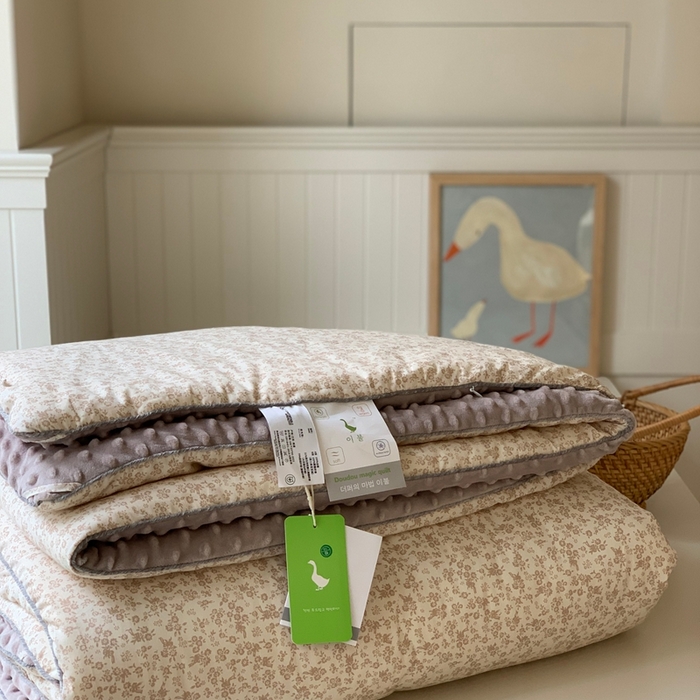 91家纺网 家纺一手货源 找家纺 汇庭 2025秋冬新款·幸运双豆春秋被系列 木槿粉