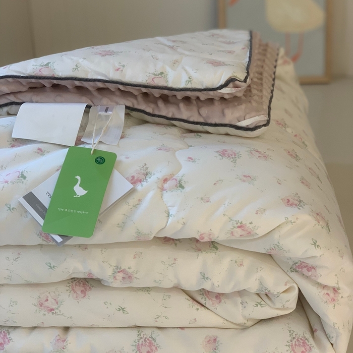 91家纺网 家纺一手货源 找家纺 汇庭 2025秋冬新款·幸运双豆春秋被系列 若兮粉