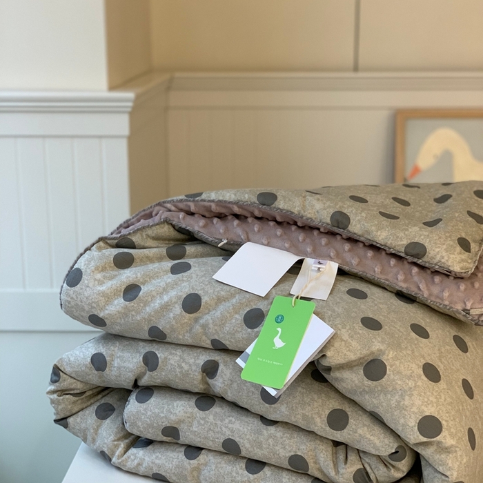 91家纺网 家纺一手货源 找家纺 汇庭 2025秋冬新款·幸运双豆春秋被系列 时尚波点