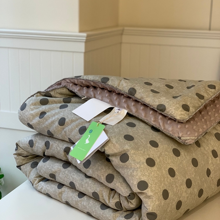 91家纺网 家纺一手货源 找家纺 汇庭 2025秋冬新款·幸运双豆春秋被系列 时尚波点