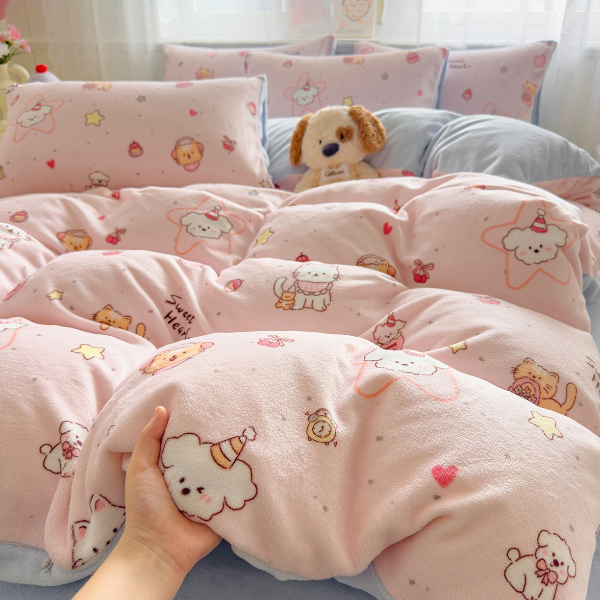 91家纺网 家纺一手货源 找家纺 灿哈家纺 2025新款200g加厚款小清新牛奶绒印花四件套