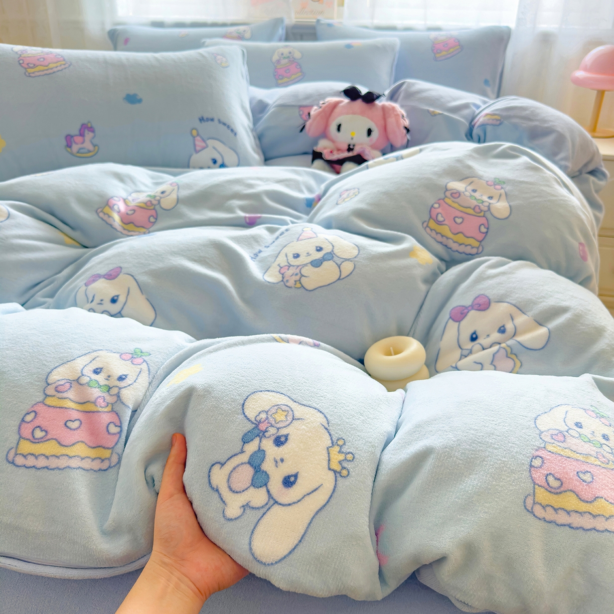 91家纺网 家纺一手货源 找家纺 灿哈家纺 2025新款200g加厚款小清新牛奶绒印花四件套