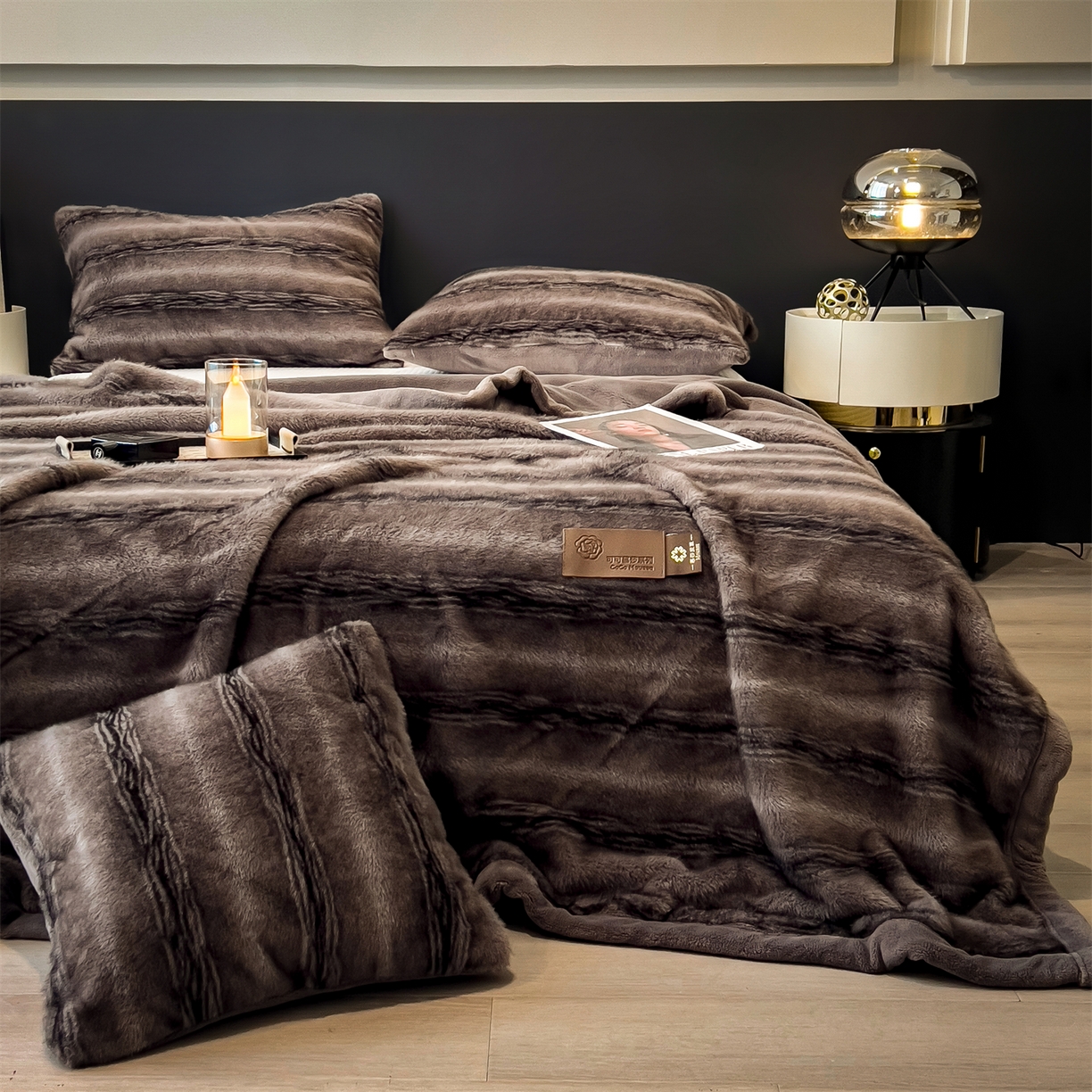 91家纺网 家纺一手货源 找家纺 慕木家纺 2025新款轻奢大金貂拉链毛毯被雪山飞狐系列 雪山飞狐-莫尼灰