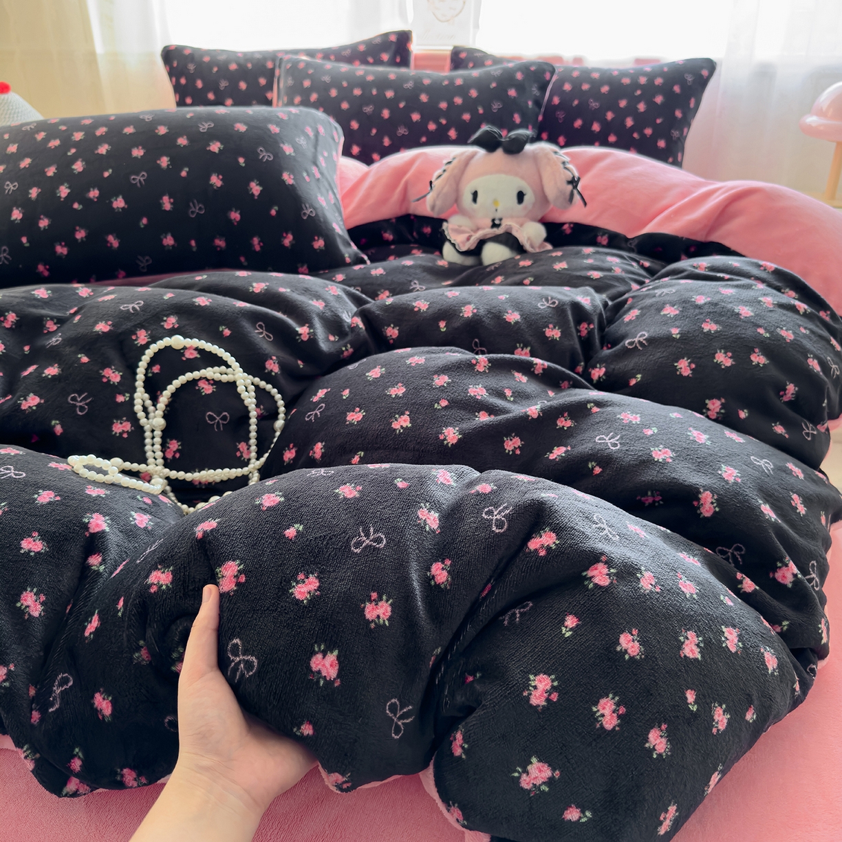 91家纺网 家纺一手货源 找家纺 灿哈家纺 2025新款200g加厚款小清新牛奶绒印花四件套