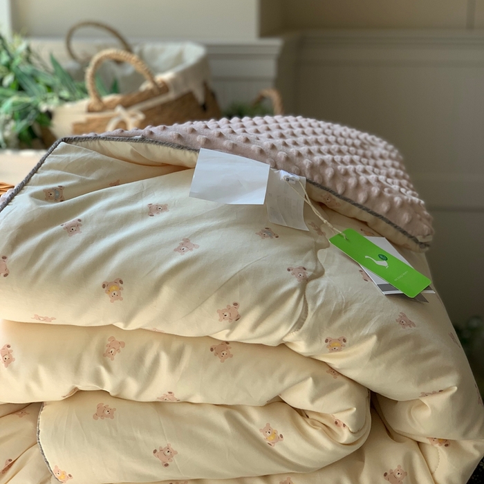 91家纺网 家纺一手货源 找家纺 汇庭 2025秋冬新款·幸运双豆春秋被系列 小奶熊