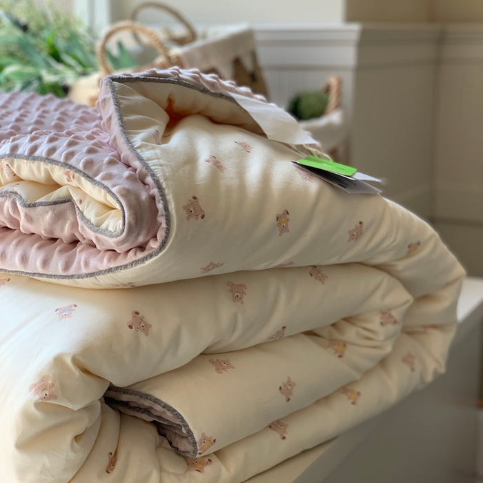 91家纺网 家纺一手货源 找家纺 汇庭 2025秋冬新款·幸运双豆春秋被系列 小奶熊