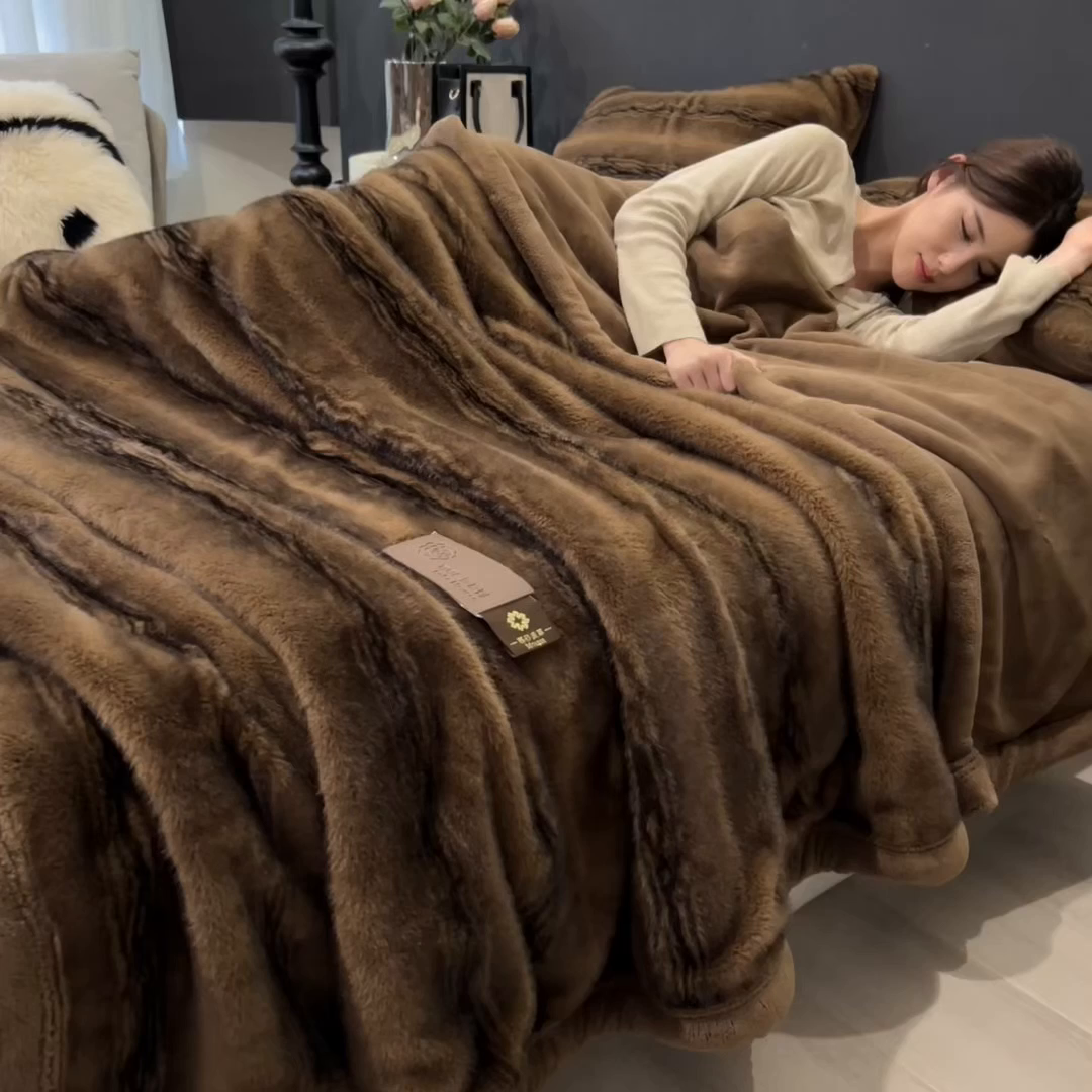 91家纺网 家纺一手货源 找家纺 慕木家纺 2025新款轻奢大金貂拉链毛毯被雪山飞狐系列 雪山飞狐-棕咖