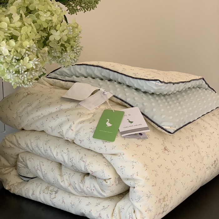 91家纺网 家纺一手货源 找家纺 汇庭 2025秋冬新款·幸运双豆春秋被系列 小兔奇妙