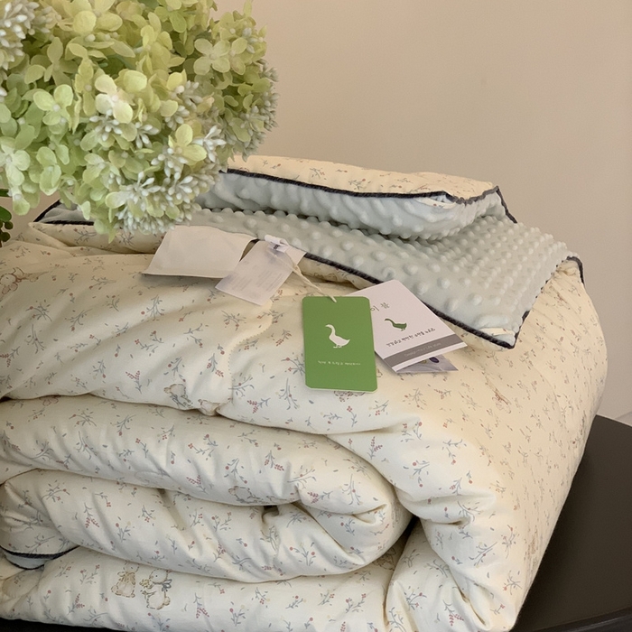 91家纺网 家纺一手货源 找家纺 汇庭 2025秋冬新款·幸运双豆春秋被系列 小兔奇妙