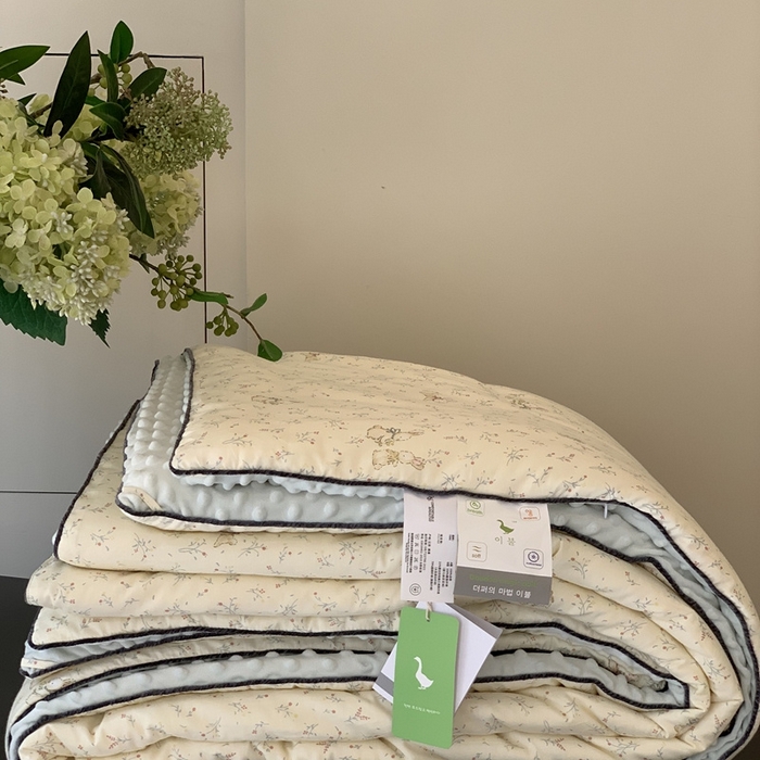 91家纺网 家纺一手货源 找家纺 汇庭 2025秋冬新款·幸运双豆春秋被系列 小兔奇妙