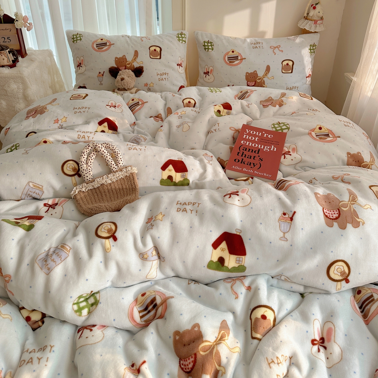 91家纺网 家纺一手货源 找家纺 耀达家居 爆款2025新款ins小清新少女奶油卡通可爱加厚200克牛奶绒四件套 猫猫烘焙屋