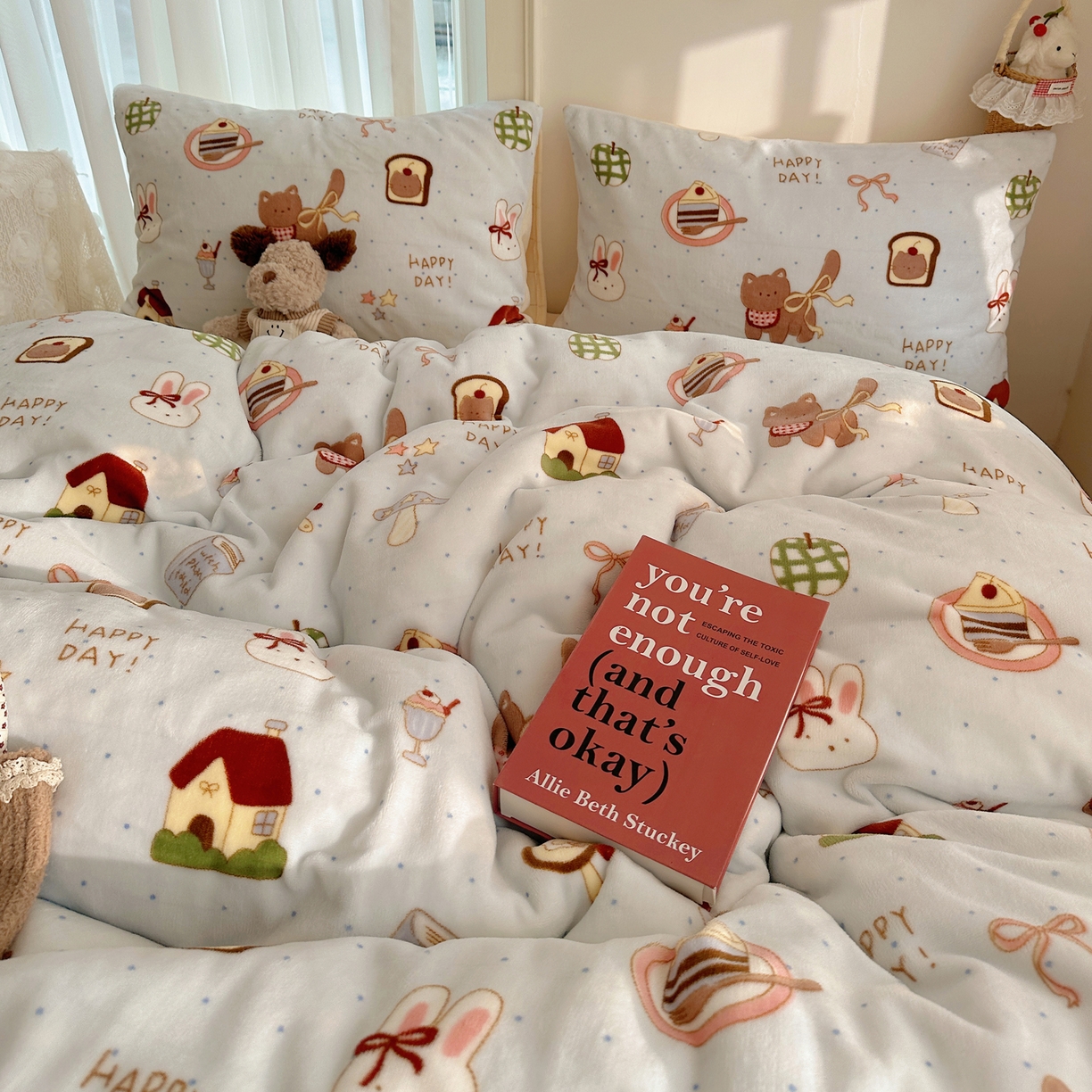 91家纺网 家纺一手货源 找家纺 耀达家居 爆款2025新款ins小清新少女奶油卡通可爱加厚200克牛奶绒四件套 猫猫烘焙屋