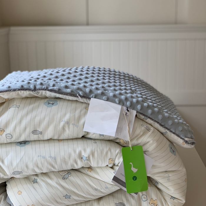 91家纺网 家纺一手货源 找家纺 汇庭 2025秋冬新款·幸运双豆春秋被系列 小鱼儿蓝