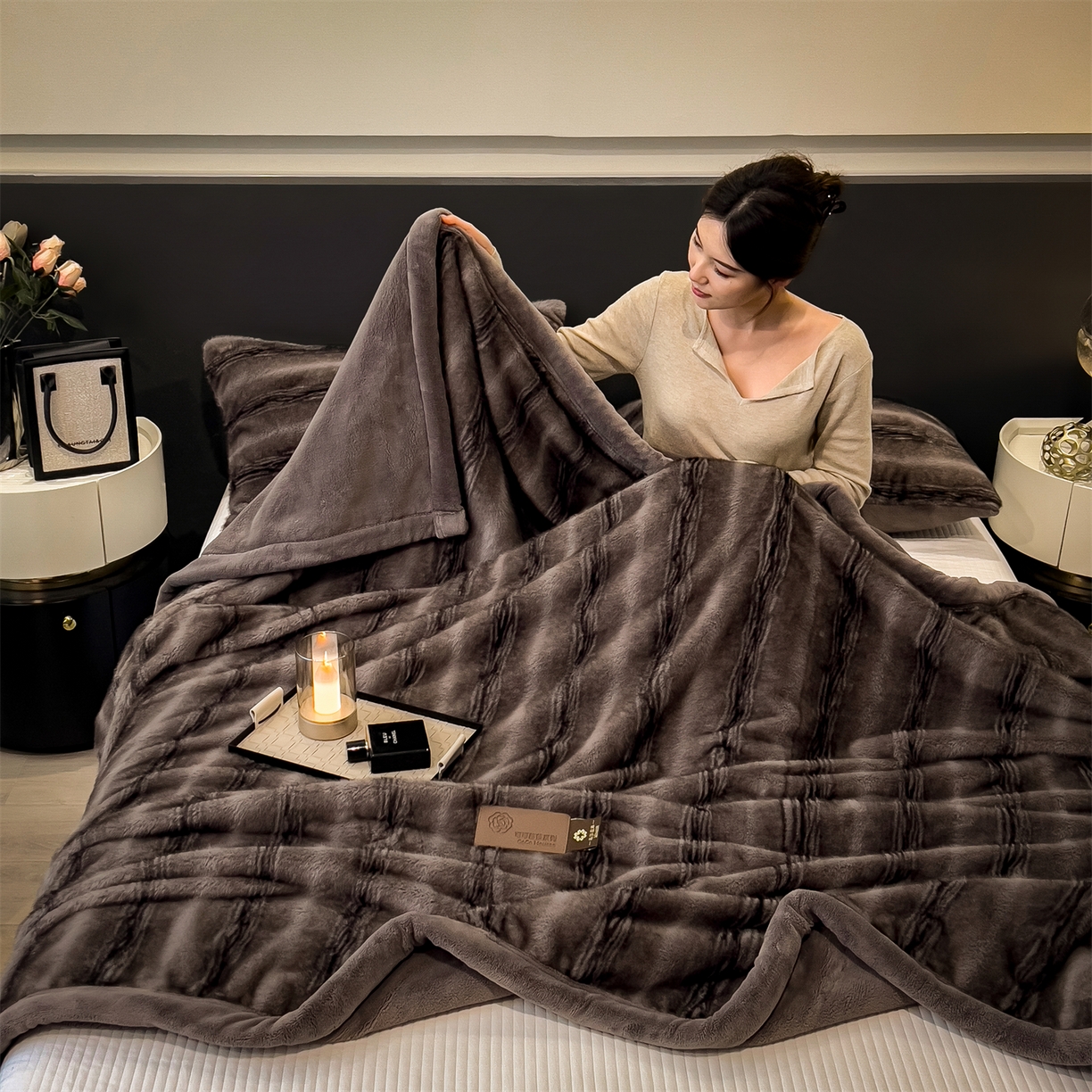 91家纺网 家纺一手货源 找家纺 慕木家纺 2025新款轻奢大金貂四件套雪山飞狐系列 雪山飞狐-莫尼灰