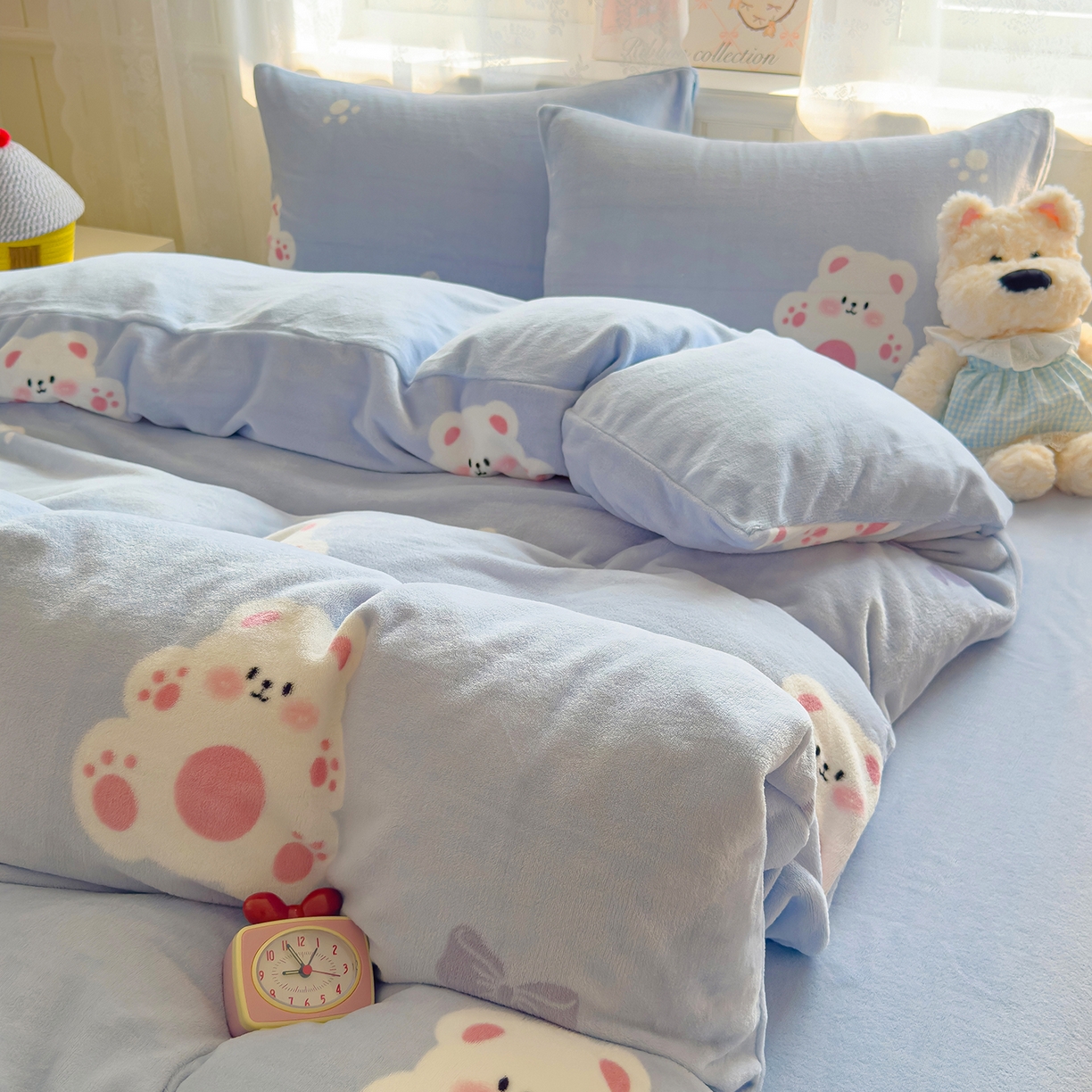 91家纺网 家纺一手货源 找家纺 灿哈家纺 2025新款200g加厚款小清新牛奶绒印花四件套