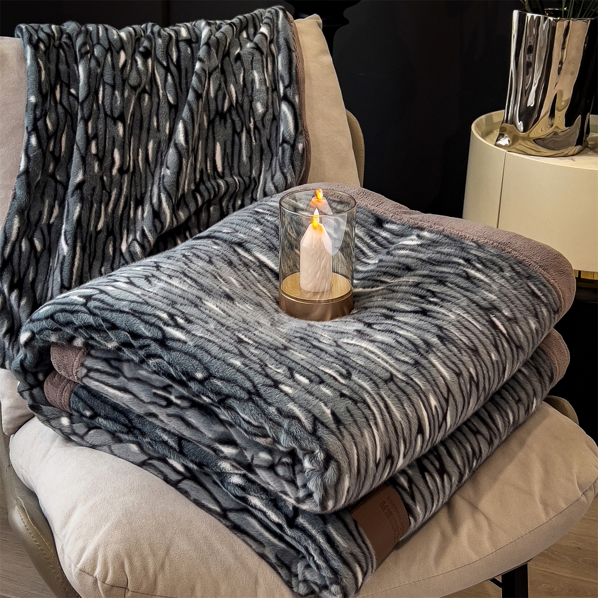 91家纺网 家纺一手货源 找家纺 慕木家纺 2025新款轻奢水貂拉链毛毯可可慕莎系列 可可慕莎-绮罗蓝灰