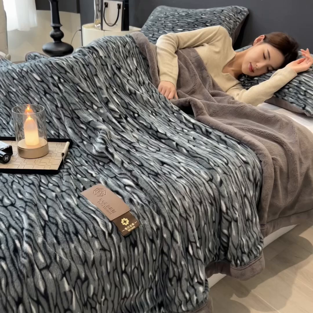 91家纺网 家纺一手货源 找家纺 慕木家纺 2025新款轻奢水貂拉链毛毯可可慕莎系列 可可慕莎-绮罗蓝灰