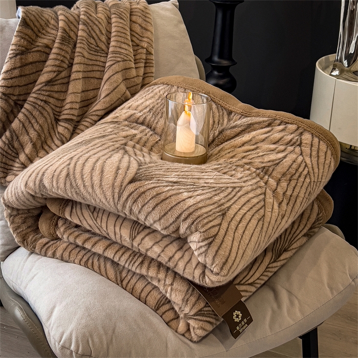 91家纺网 家纺一手货源 找家纺 （总）慕木家纺 2025新款轻奢水貂拉链毛毯可可慕莎系列