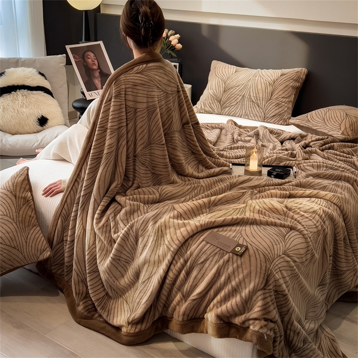 91家纺网 家纺一手货源 找家纺 （总）慕木家纺 2025新款轻奢水貂拉链毛毯可可慕莎系列