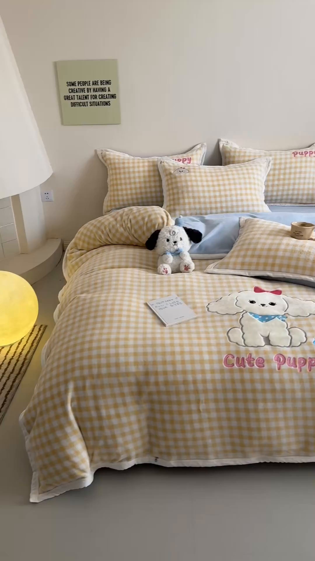 91家纺网 家纺一手货源 找家纺 艾特你 2025新款200克全工艺高克重牛奶绒贴布绣大包边四件套 可爱多