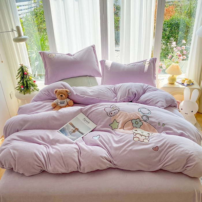棉生活家纺 2025新款卡通牛奶绒贴布绣系列四件套 乖乖兔 紫