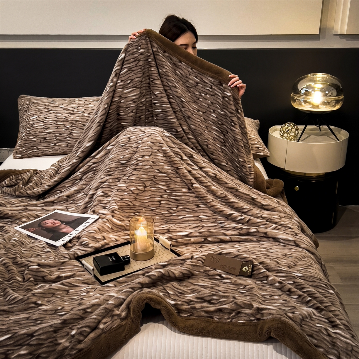 91家纺网 家纺一手货源 找家纺 慕木家纺 2025新款轻奢水貂四件套可可慕莎系列 可可慕莎-绮罗金棕