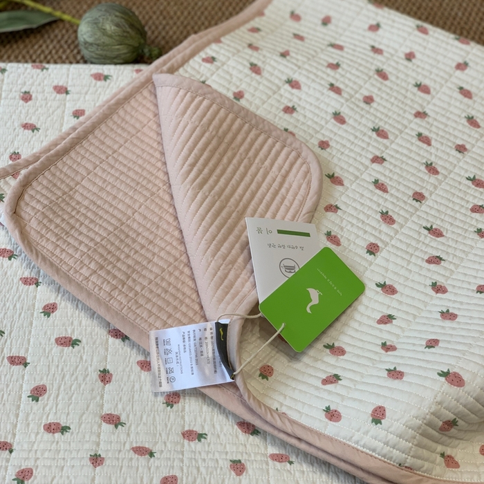 91家纺网 家纺一手货源 找家纺 汇庭 2025新款·慕斯单品床盖系列 草莓乐园