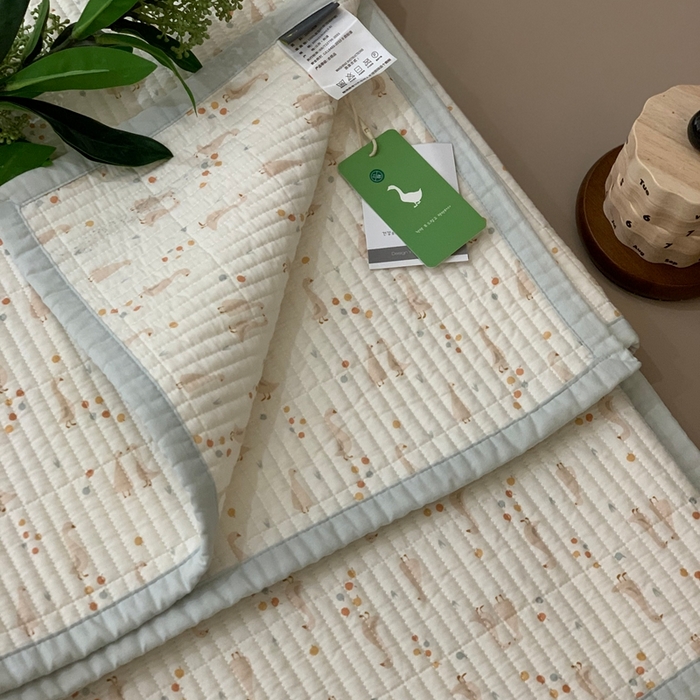 91家纺网 家纺一手货源 找家纺 汇庭 2025新款·慕斯单品床盖系列 达达鸭