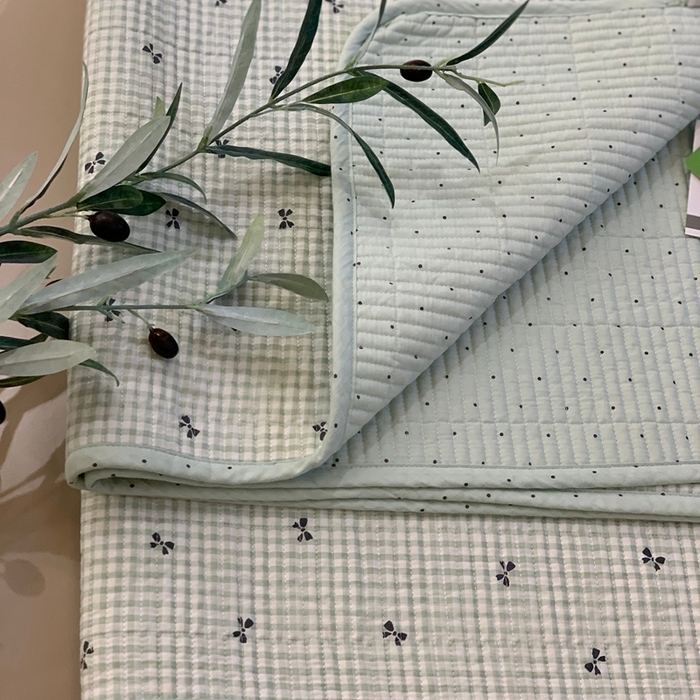 91家纺网 家纺一手货源 找家纺 汇庭 2025新款·慕斯单品床盖系列 蝶兰绿