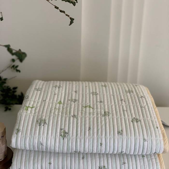 91家纺网 家纺一手货源 找家纺 汇庭 2025新款·慕斯单品床盖系列 花花象