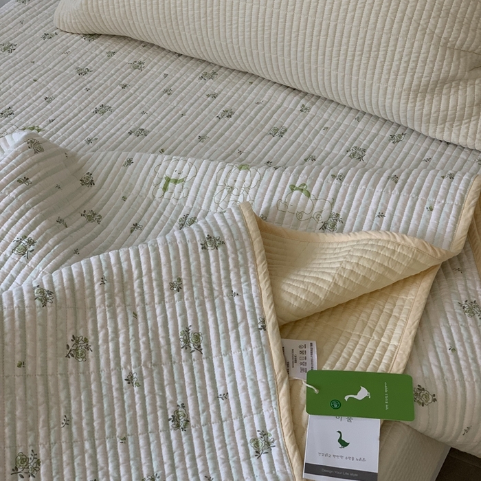 91家纺网 家纺一手货源 找家纺 汇庭 2025新款·慕斯单品床盖系列 花花象