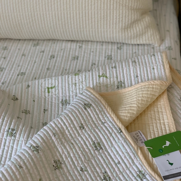 91家纺网 家纺一手货源 找家纺 汇庭 2025新款·慕斯单品床盖系列 花花象