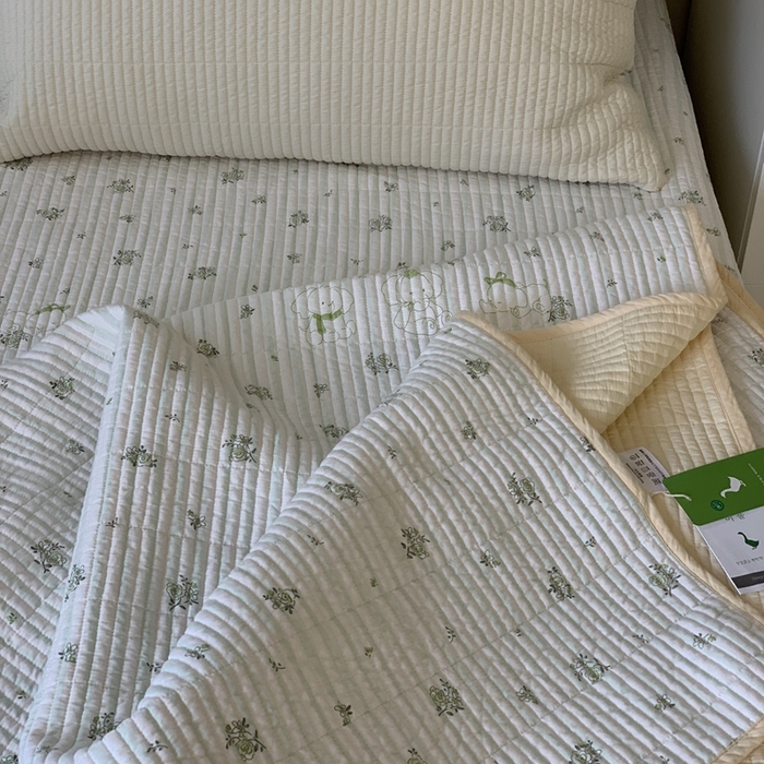 91家纺网 家纺一手货源 找家纺 汇庭 2025新款·慕斯单品床盖系列 花花象