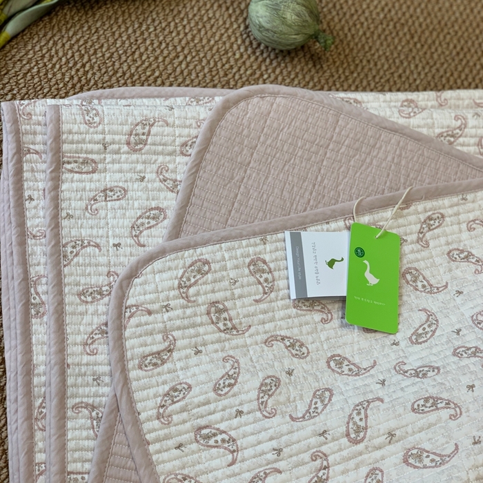 91家纺网 家纺一手货源 找家纺 汇庭 2025新款·慕斯单品床盖系列 佩德粉