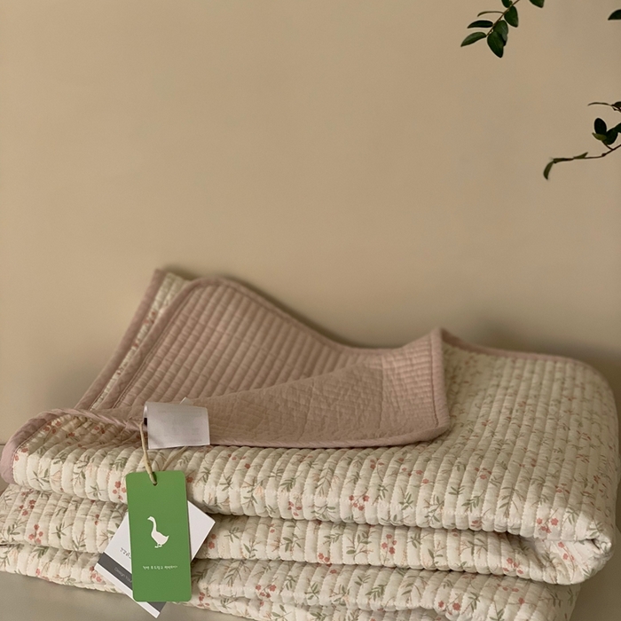 91家纺网 家纺一手货源 找家纺 汇庭 2025新款·慕斯单品床盖系列 诗图