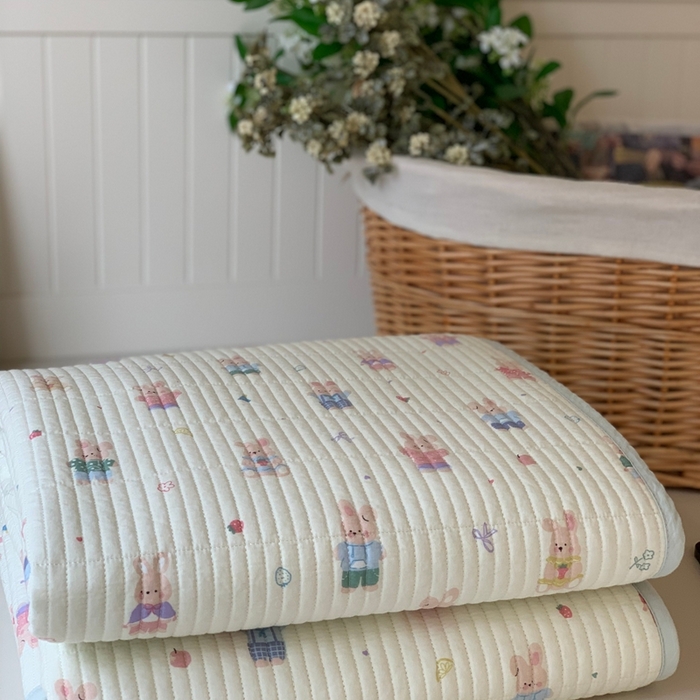 91家纺网 家纺一手货源 找家纺 汇庭 2025新款·慕斯单品床盖系列 糖果兔